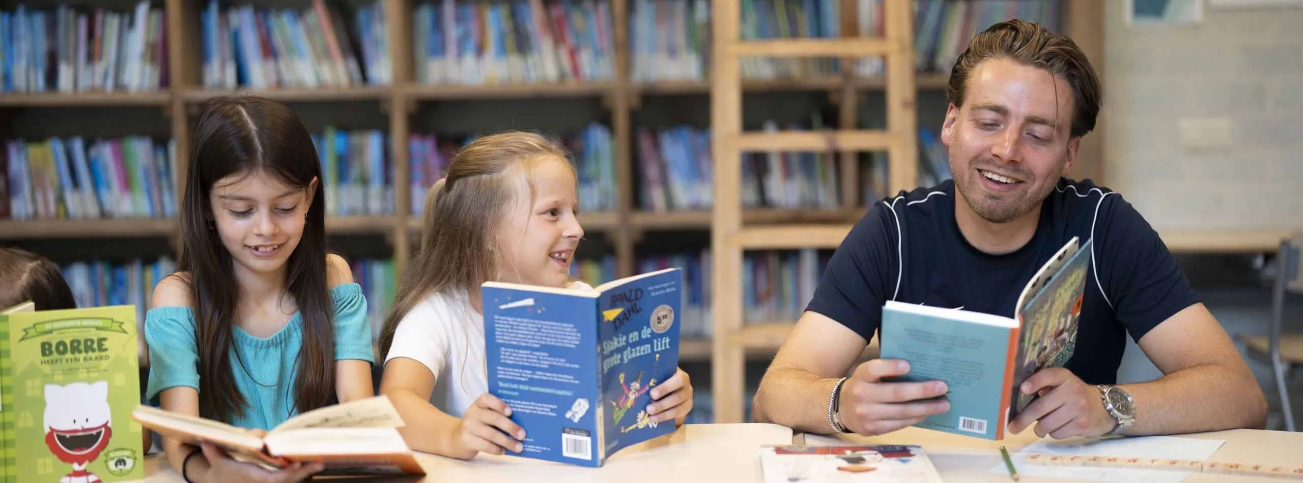 HEADER werken leren bij